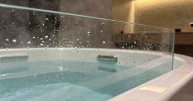 indoor moisture condensation formation