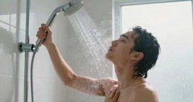 gradually embrace cold water