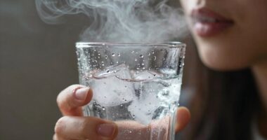 incorrect breathing worsens cold water