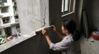 Hanoi Investigates Homeland Apartment Building For Cracks And Subsidence
